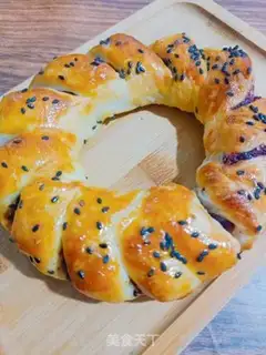 Make Hands on the bean rolls step 8