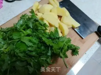Make Cream potato soup step 0