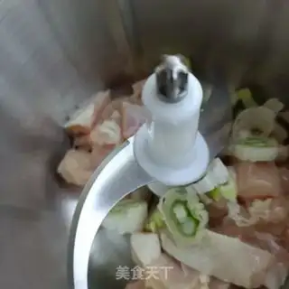 Make The chicken meatballs step 5