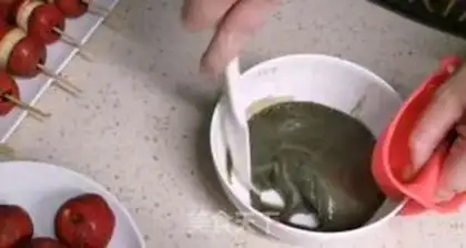 Make Lacey with sugar step 12