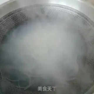 Make Chickenball soup step 1