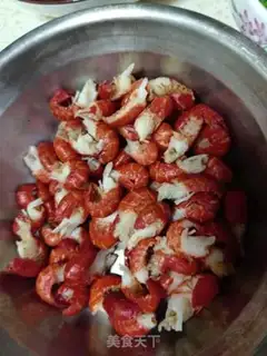 Make Spicy lobster tail step 1