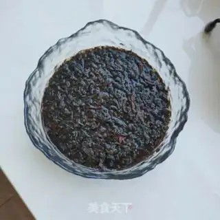 Make Plum-cracker pie step 0