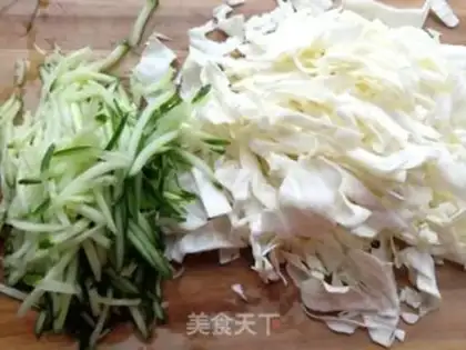 Make Snacked rice noodles step 3