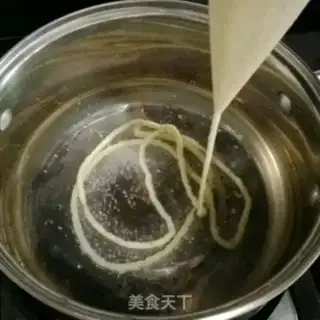 Make Flaming cucumber noodles step 9
