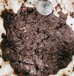 Make A simple donkey rolls step 1