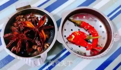 Make Tofu-based beef noodles step 1