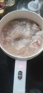 Make Seven fungus mushroom ribs soup step 1