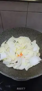 Make Soup for mushroom eggs step 5