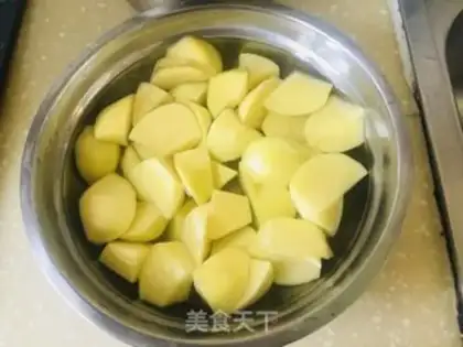 Make Chicken stew potato powder step 0
