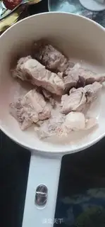 Make Seven fungus mushroom ribs soup step 2