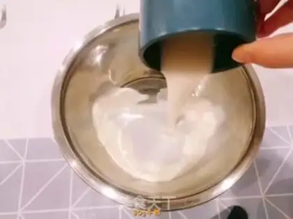 Make Meat pine rolls step 1