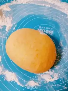 Make Pumpkin rolls step 7
