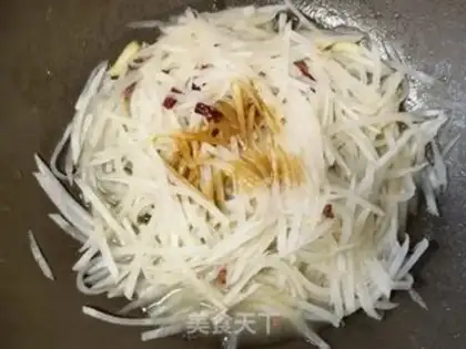 Make Tea oil and radish step 5