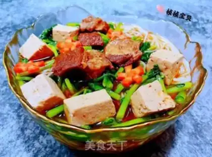 Make Tofu-based beef noodles step 12