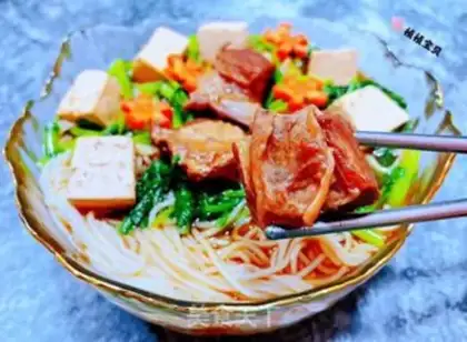 Make Tofu-based beef noodles step 16