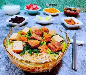 Make Tofu-based beef noodles step 18