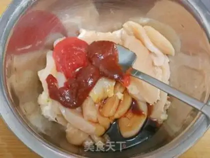 Make Korean chili chicken chest step 4