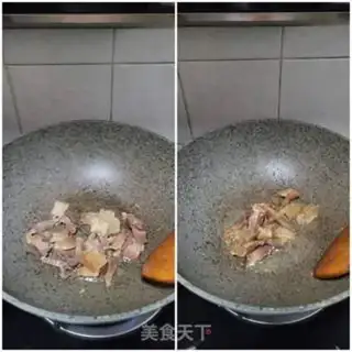 Make Black-mucked onions step 1