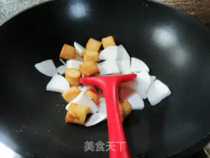 Make Dinosaurs cook cabbage step 1