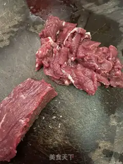 Make Golden pins and mushroom beef step 0