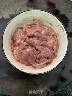 Make Golden pins and mushroom beef step 2