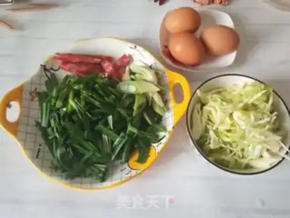 Make Weenie fried eggs step 0