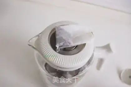 Make Milk tea step 1
