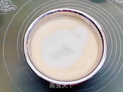 Make Light cream sponge cake step 3