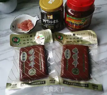 Make Dried eggs with moist sauce step 0