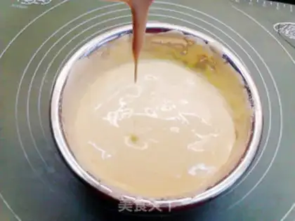 Make Light cream sponge cake step 5
