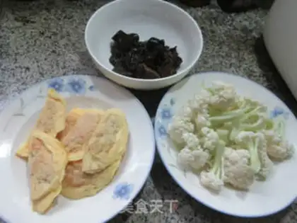 Make Blackwood, eggs, bouquets step 0