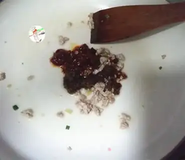 Make Dried eggs with moist sauce step 5