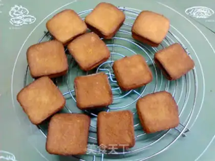 Make Light cream sponge cake step 10