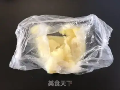 Make Japanese mashed potato salad step 2