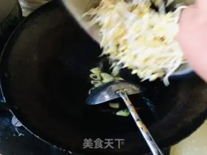 Make Soybean sprouts step 2
