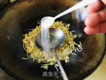 Make Soybean sprouts step 4