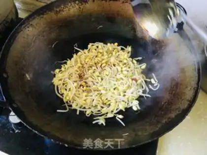 Make Soybean sprouts step 5