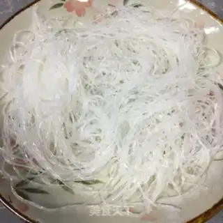 Make Garlic fans steaming doll food step 1