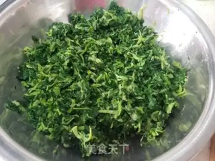 Make The green mushroom bun step 0