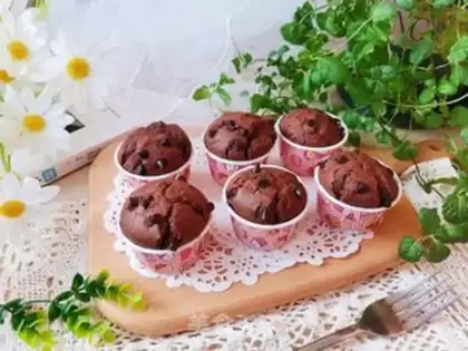 Make Chocolate marfin cake step 9
