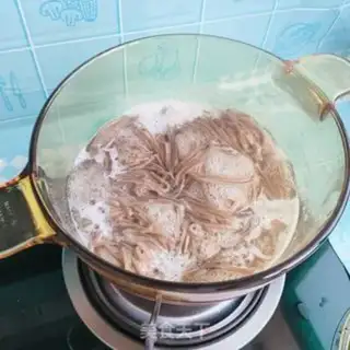 Make Chicken chest gravy step 5