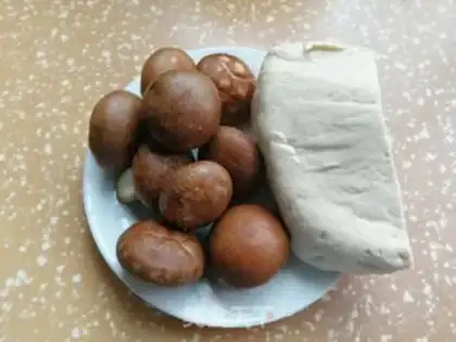 Make Tofu with mushrooms step 0