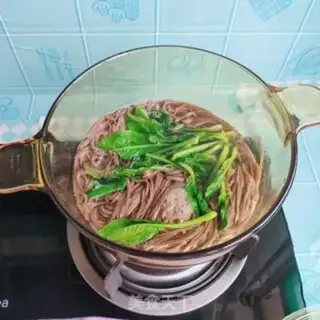 Make Chicken chest gravy step 6
