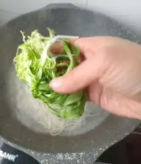 Make Rusty lamb noodles step 3