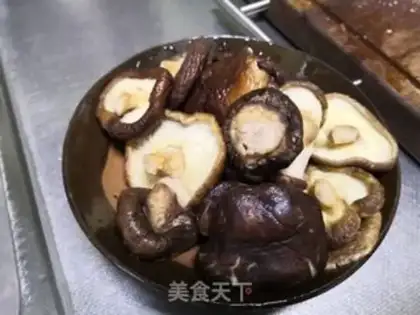 Make Porky mushroom pork step 2