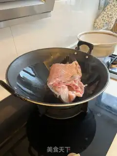 Make Fishball head soup step 4
