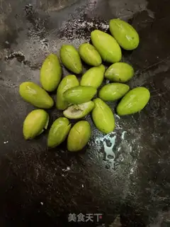 Make The olives are thin step 1