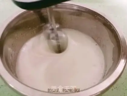 Make Yogurt cake step 7