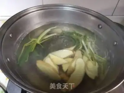 Make Boiled on white ginger step 1